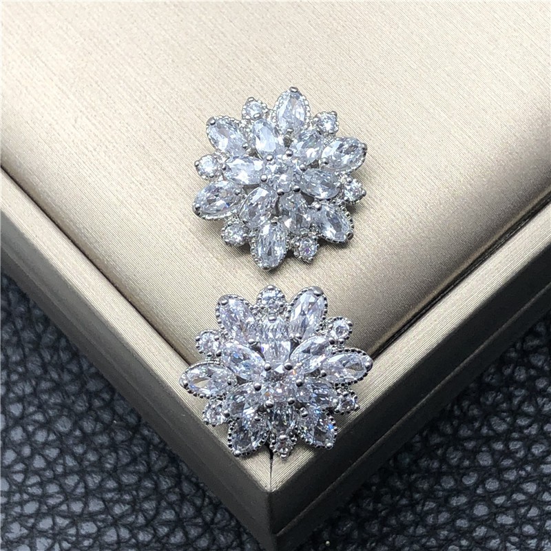 Khuy nút cúc cánh hoa 2 tầng bằng đồng đính đá zircon tinh tế size 19mm