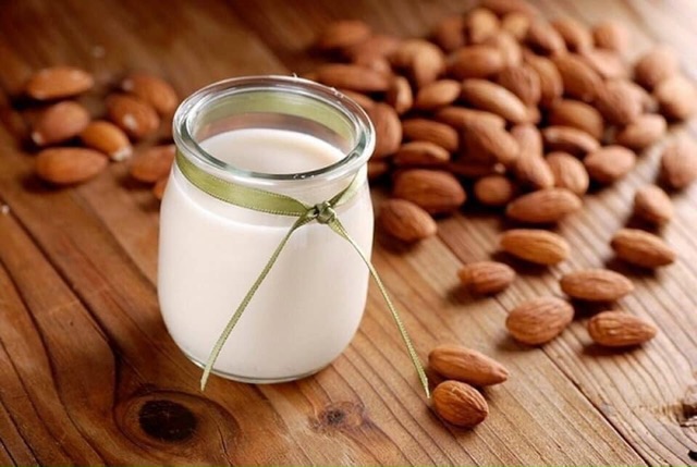 🥛 Sữa hạnh nhân Organic không đường Kirkland Signature Almond Non-Dairy Beverage – Unsweetened