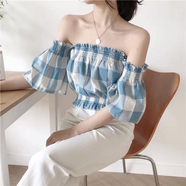 Áo trễ vai sọc kẻ caro