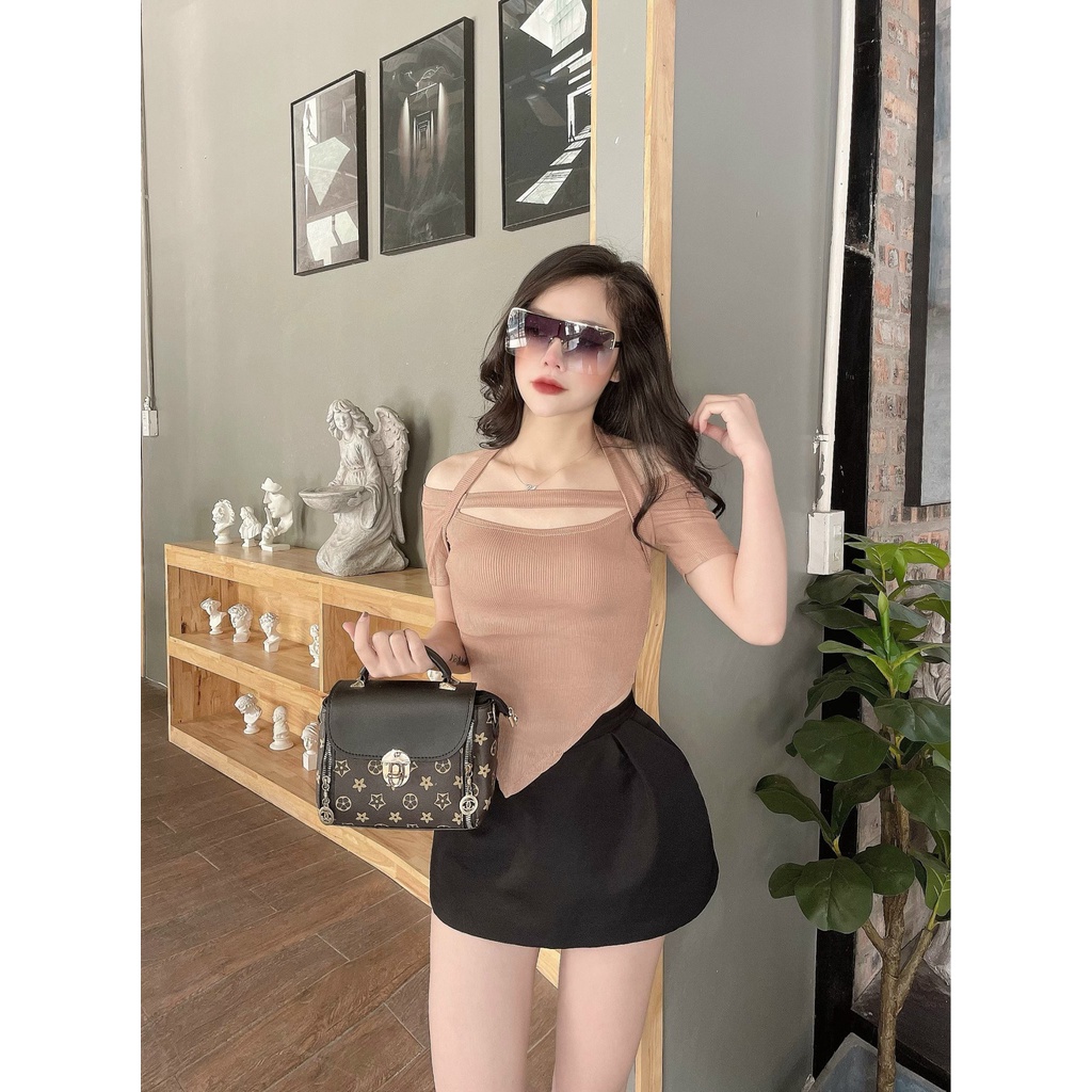 Áo khoét ngực quàng cổ sexy