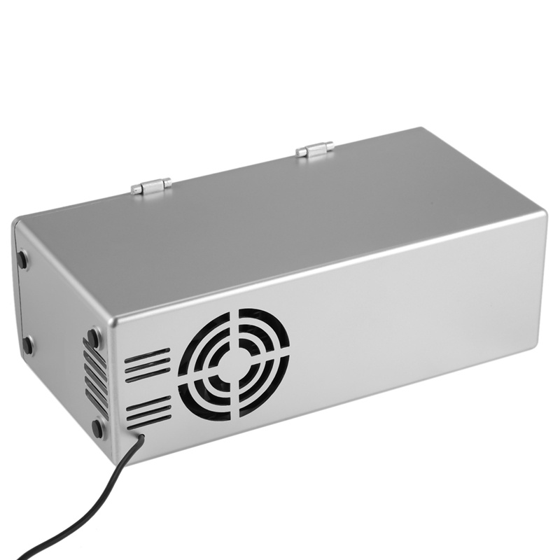 Tủ Lạnh Usb Mini Dùng Cho Lon Bia / Nước Uống Để Xe Hơi / Văn Phòng