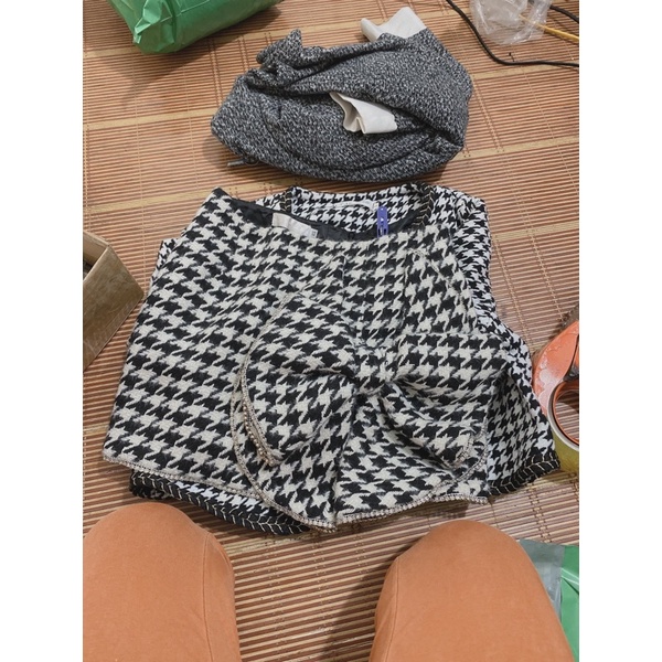 CHÂN VÁY DẠ TWEED