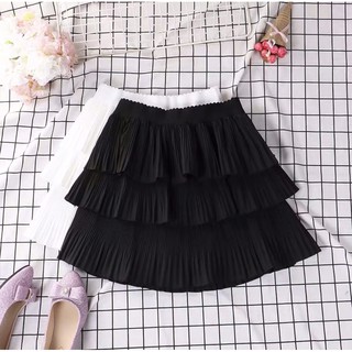 Chân váy ngắn bồng xoè
