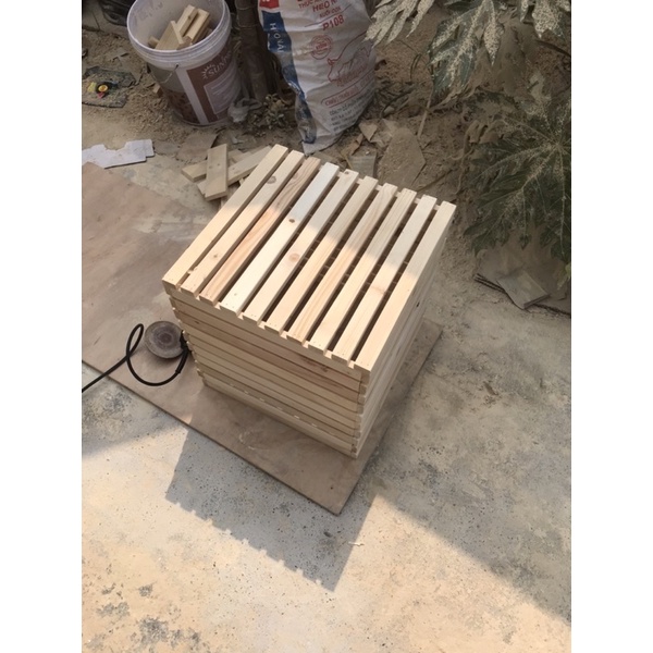 Giá Sỉ Thùng gỗ pallet vuông 30x30x30 cm / HUY_Decor