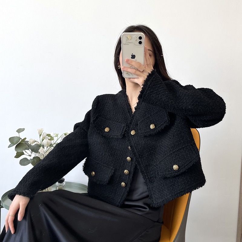 Áo khoác dạ tweed cúc đồng cá tính