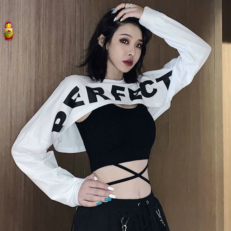 set áo croptop cao ngoài in perfect kèm áo lót trong cột dây eo
