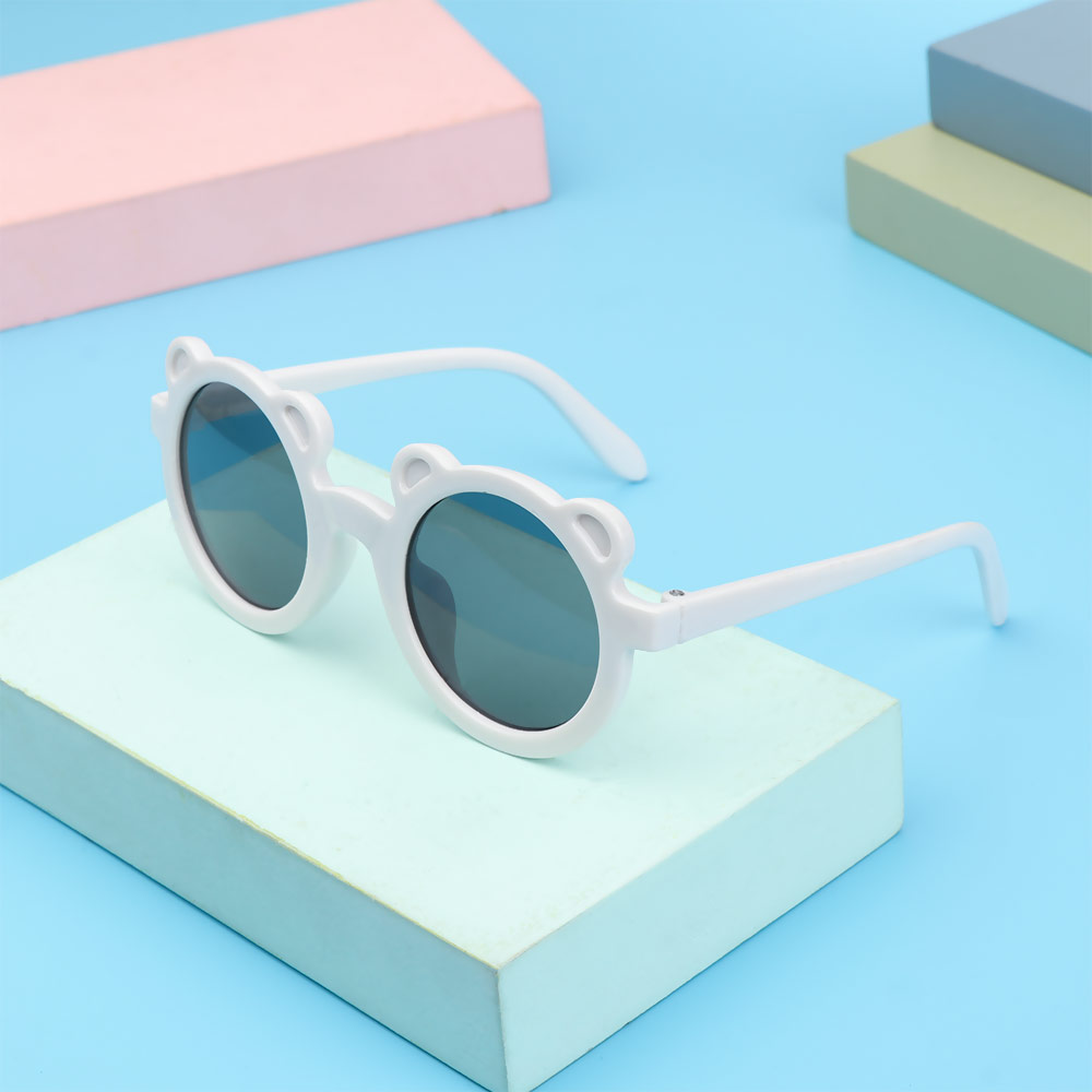 Kính Mát Hình Gấu Dễ Thương Cho Bé