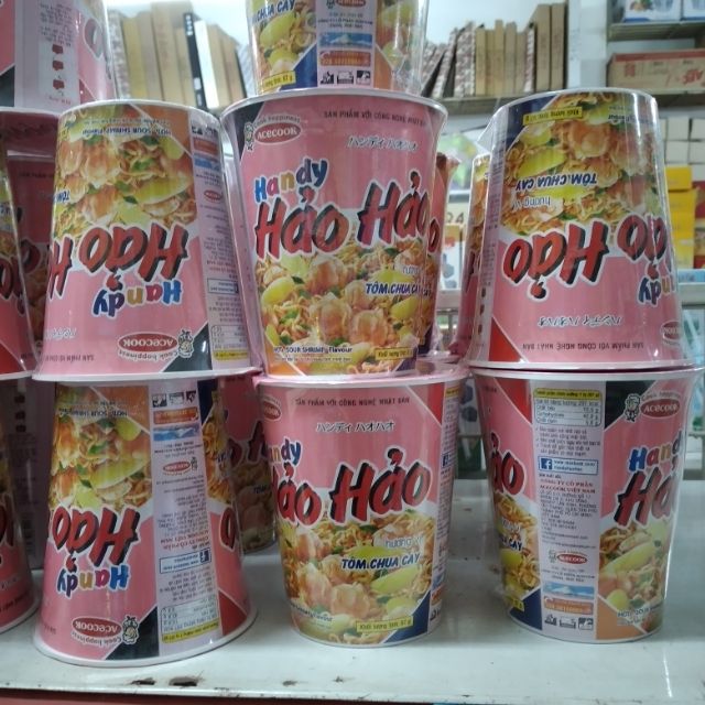 Mì hảo hảo cốc tôm chua cay