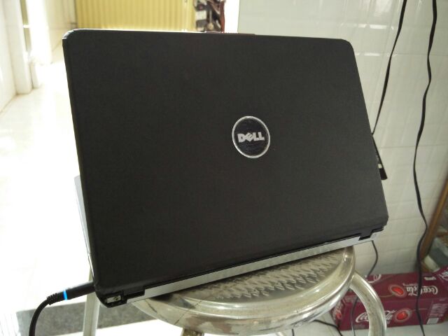 Laptop Dell Inspiron 1410 core 2 giải trí văn phòng tốt !!