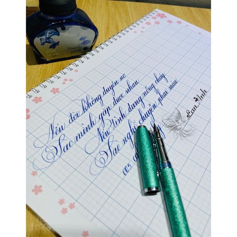 Bút Máy Ngòi Lá Tre Tách Đôi Calligraphy thanh đậm 005