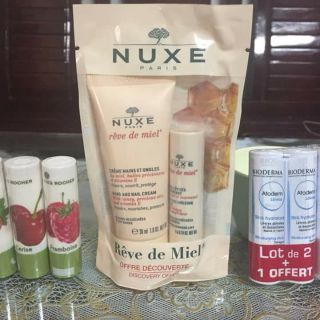 Set son dưỡng môi