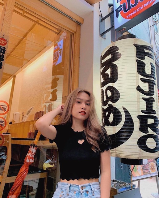 Áo Thun Croptop Tay Ngắn Empty Heart Chất Ngầu