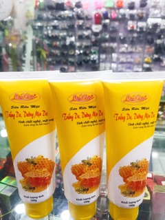 SỮA RỬA MẶT TRẮNG DA , DƯỠNG MỊN DA MISS WHITE