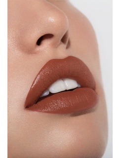 Son kem lì hãng Kylie Cosmetics