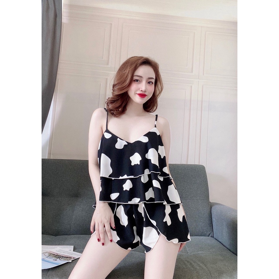 VẢI XỊN  Mặc Nhà Nữ, Bộ Ngủ Sexy Nữ Áo 2 Dây Phối Ren Quần Đùi Chất Lụa Mango Cao Cấp Họa Tiết Bò Sữa Siêu Sang Chảnh