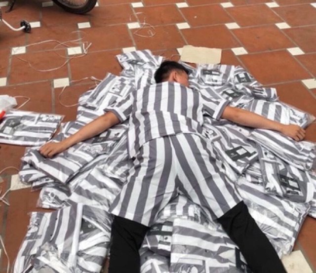 Bộ Áo Tù đi chơi đi biển cực hót Hít Mùa Hè Chợ Ninh Hiệp Gia Lâm Hà Nội Bán Buôn Bán Lẻ Các Mặt Hàng Thời Trang Nam | BigBuy360 - bigbuy360.vn