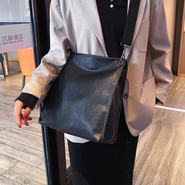 [Mã SKAMSALE06 giảm 10% tối đa 100K đơn 150K] Túi da cá tính unisex ulzzang (có sẵn, hình thật ở cuối) | BigBuy360 - bigbuy360.vn