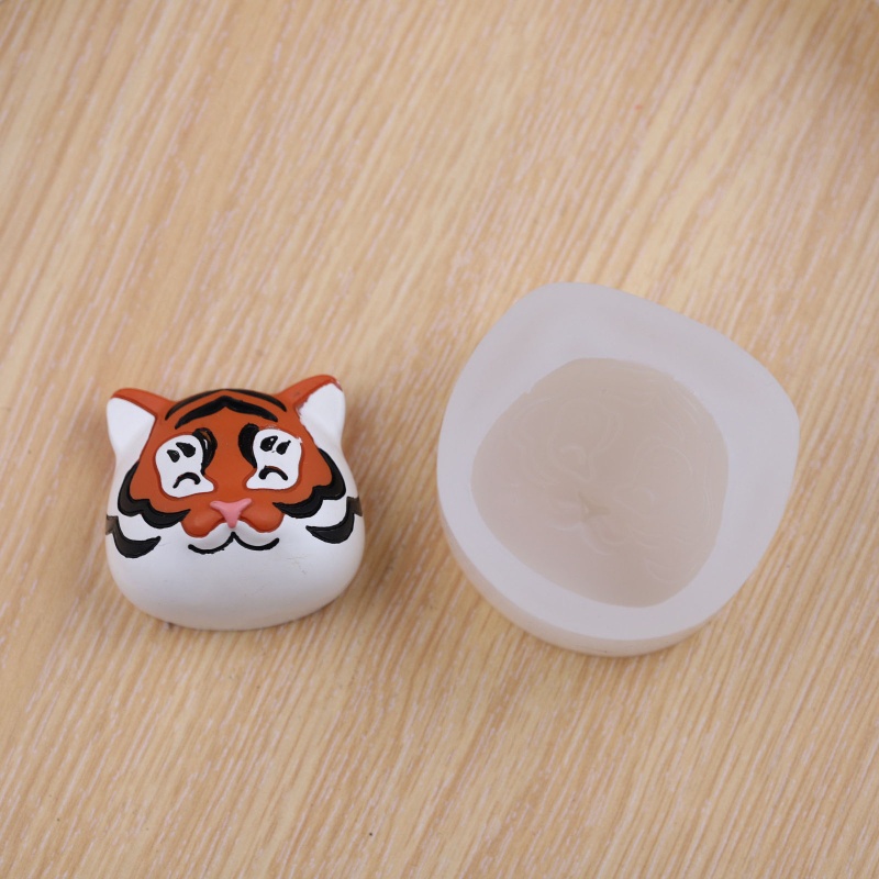 Khuôn Làm Sáp Thơm / Xà Phòng Handmade Bằng Silicone Hình Mông Hổ