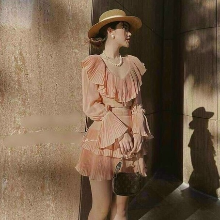 Sét áo và chân váy nữ áo kiểu trễ vai tay loe phối chân váy ngắn xoè