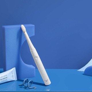 Bàn chải máy trẻ em Procare B06 chính hãng