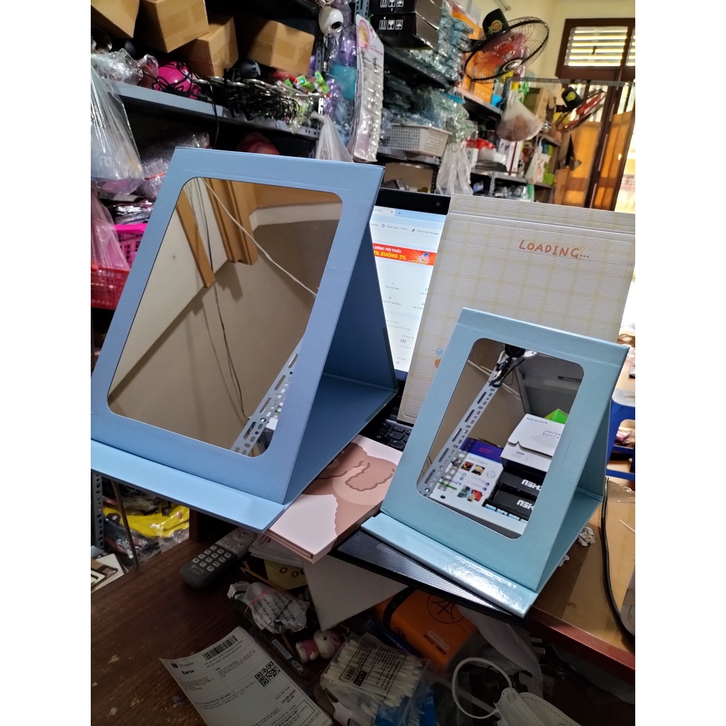 Gương Gấp Để Bàn Dễ Thương Cute Trang Điểm Mang Theo Tiện Lợi Nhiều Kích Thước
