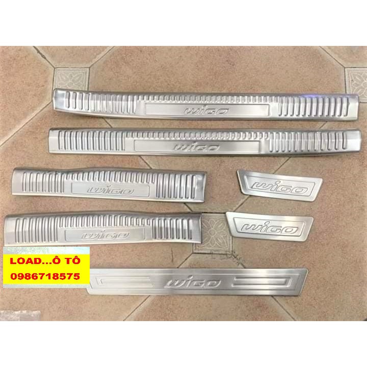 Ốp Bậc Chân, Nẹp Bước Chân Xe Toyota Wigo 2022-2018 Vân Titan, Inox Cao Cấp Nhất Thị Trường