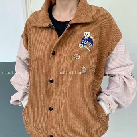 Áo Khoác Nhung Gân Form Rộng Bomber Cổ Bẻ Thêu Hình Gấu | BigBuy360 - bigbuy360.vn