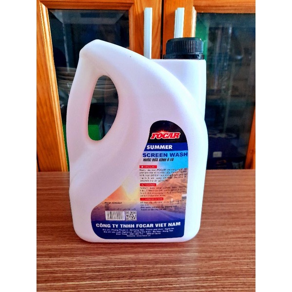 Nước rửa kính ô tô can 2.75 lít -Quà tặng