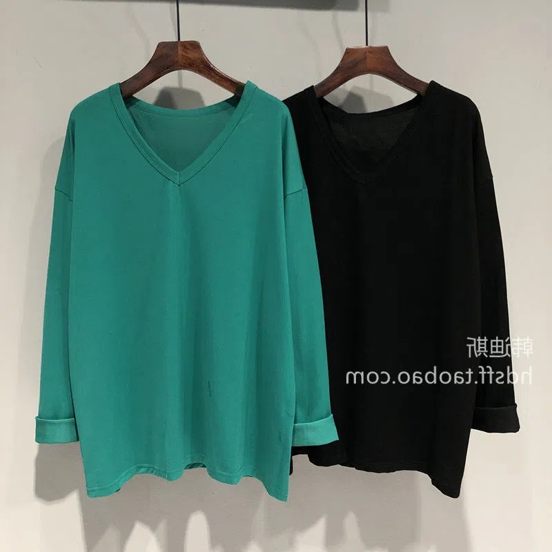 Áo Thun Nữ Oversized Cổ Chữ V Tay Dài C9525 [50-150KG]