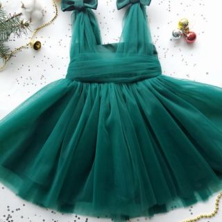 Váy công chúa dự tiệc