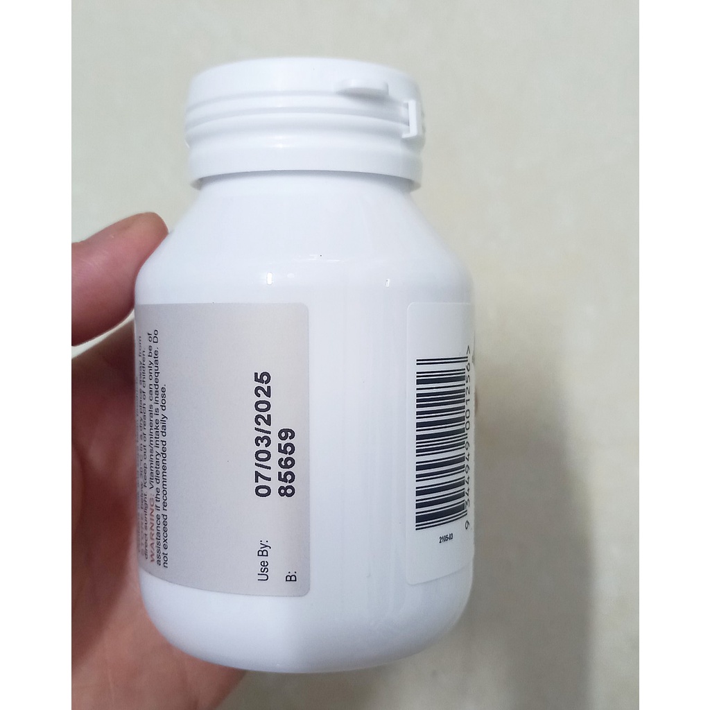 Canxi sữa Bioisland Milk Calcium lọ 90 viên (Úc). Bổ sung calci và vitamin d cho bé từ 7 tháng tuổi.