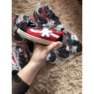 Giày Trainer Mickey quai dán bé trai