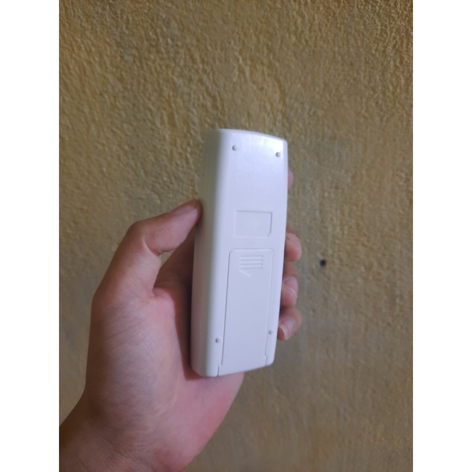 Remote Điều khiển điều hòa Sanyo các dòng Sanyo 9000 12000 18000BTU 1 &amp;2 chiều Inverter - Hàng tốt Tặng Pin