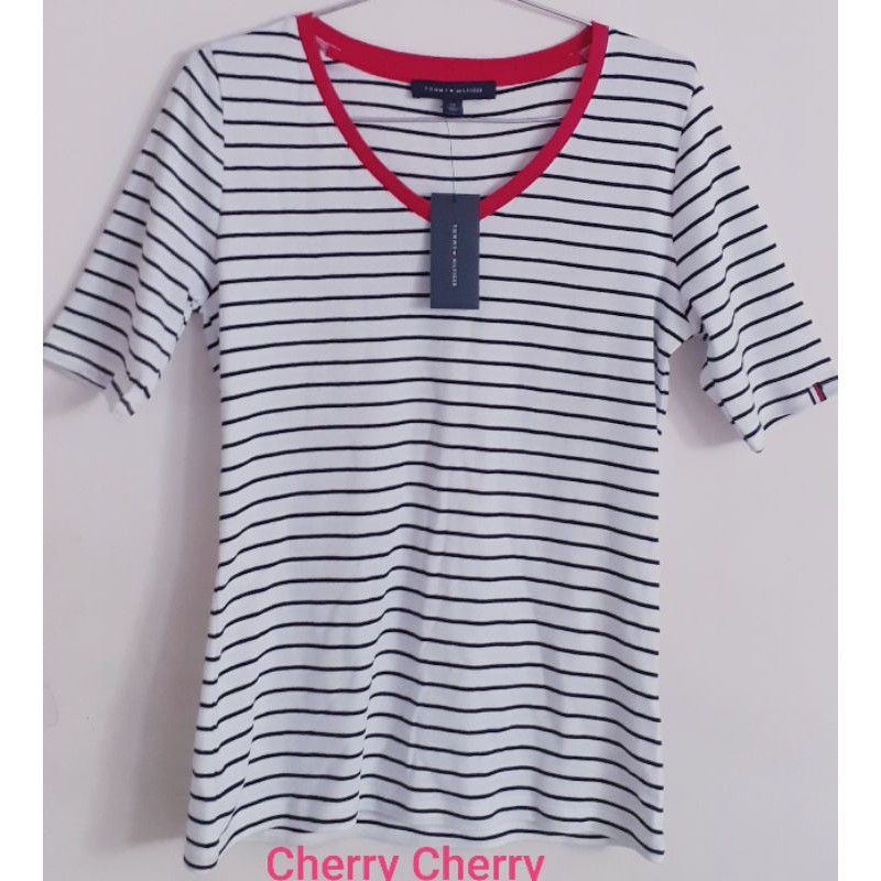 Áo thun nữ hiệu Tommy Hifiger