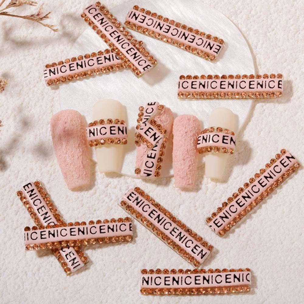 Hình Dán Móng Tay Lấp Lánh Phong Cách Nhật Bản Sang Trọng