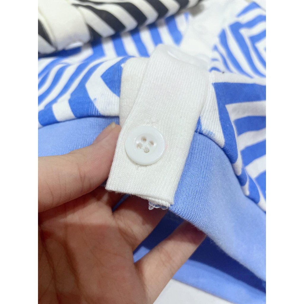 ÁO CROPTOP SỌC VẰN CỔ BẺ DÁNG YẾM