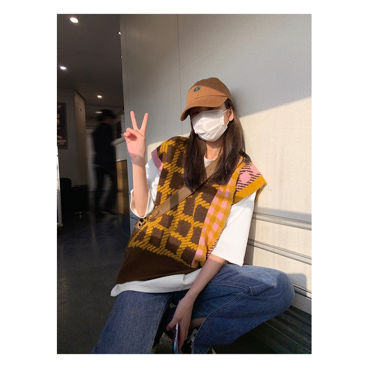 MỚI Áo len không tay cổ chữ V họa tiết caro cổ điển