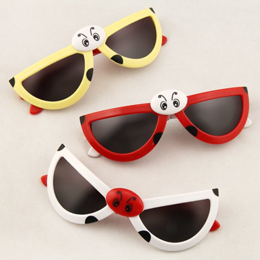 Mắt kính xếp hình bọ cánh cứng đáng yêu cho bé