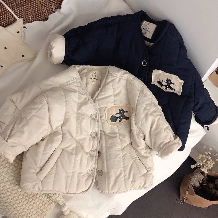 Áo khoác đệm cotton dày dặn mềm mại in chữ phong cách thời trang Hàn Quốc cho bé