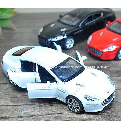 XE MÔ HÌNH SẮT KIỂU DÁNG ASTON MARTIN RAPIDE MỞ 4 CỬA TỈ LỆ 1/ 32  - TRẮNG - 9600T