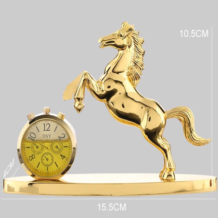 Tượng nước hoa ngựa mạ vàng kiêm đồng hồ trang trí trên taplo ô tô hay bàn làm việc
