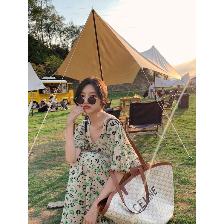 [CÓ SẴN] Váy hoa nhí cổ vuông màu cổ điển 🎀 nơ sau cổ 🎀 dáng dài siêu xinh | BigBuy360 - bigbuy360.vn