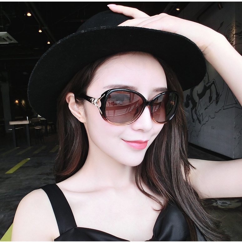 Kính Mát Phân Cực Gọng Lớn Thiết Kế Mới Thanh Lịch Thời Trang Cho Nữ