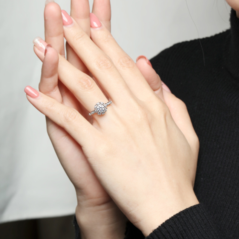 Nhẫn Hở Họa Tiết Moissanite Sang Trọng Cho Nữ