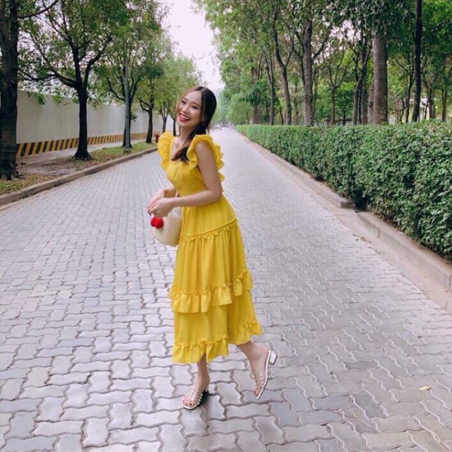 váy hở lưng