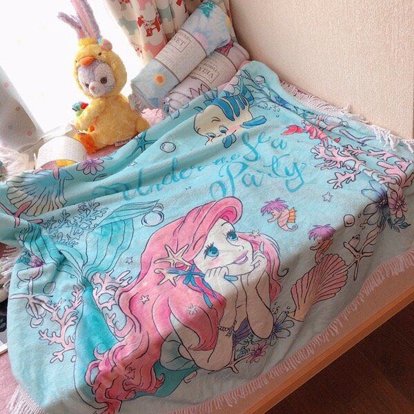 Disney Chăn Lông Cừu San Hô Hình Nàng Tiên Cá Nhỏ Dễ Thương Dùng Làm Quà Tặng