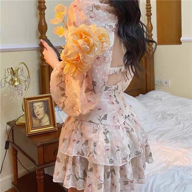 Set áo croptop hở lưng dài tay+chân váy hoạ tiết hoa nữ tính phong cách ulzzang Hàn Quốc SAM SAM BOUTIQUE