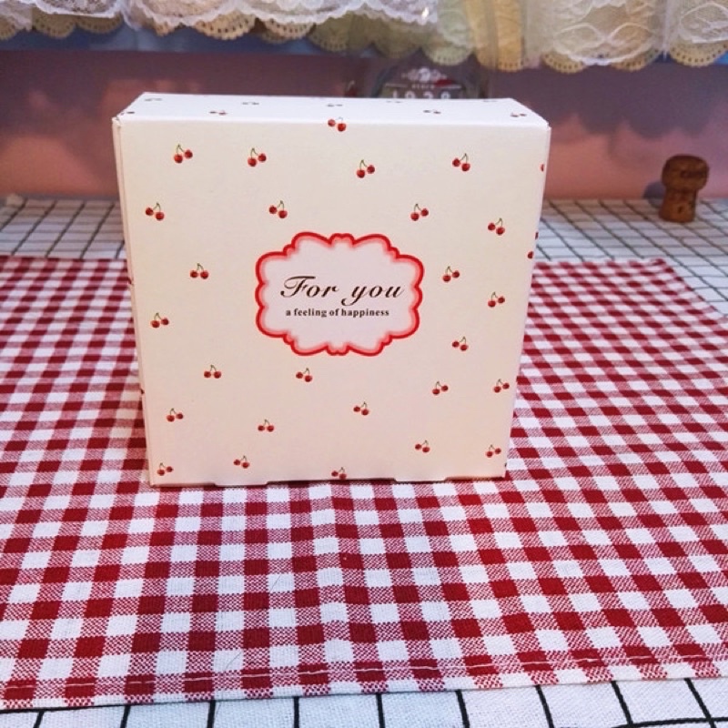 Hộp 4 bánh trung thu 50gr hộp bìa quà tặng-nhiều mẫu