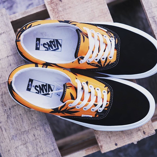 Vans Vault x VSSL Era VLT Oriole / Black