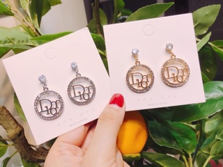 BÔNG TAI KHOEN TRÒN DIOR